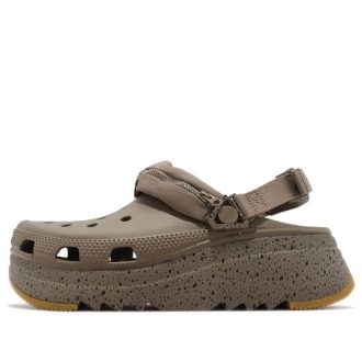 Tamanco Crocs Hiker Xscape Festival “Marrom” 208606-2F9