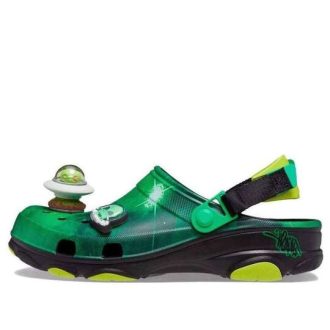 Tamanco Crocs x Ron English All-Terrain “Area 54 Green Galaxy” 208137-0N4